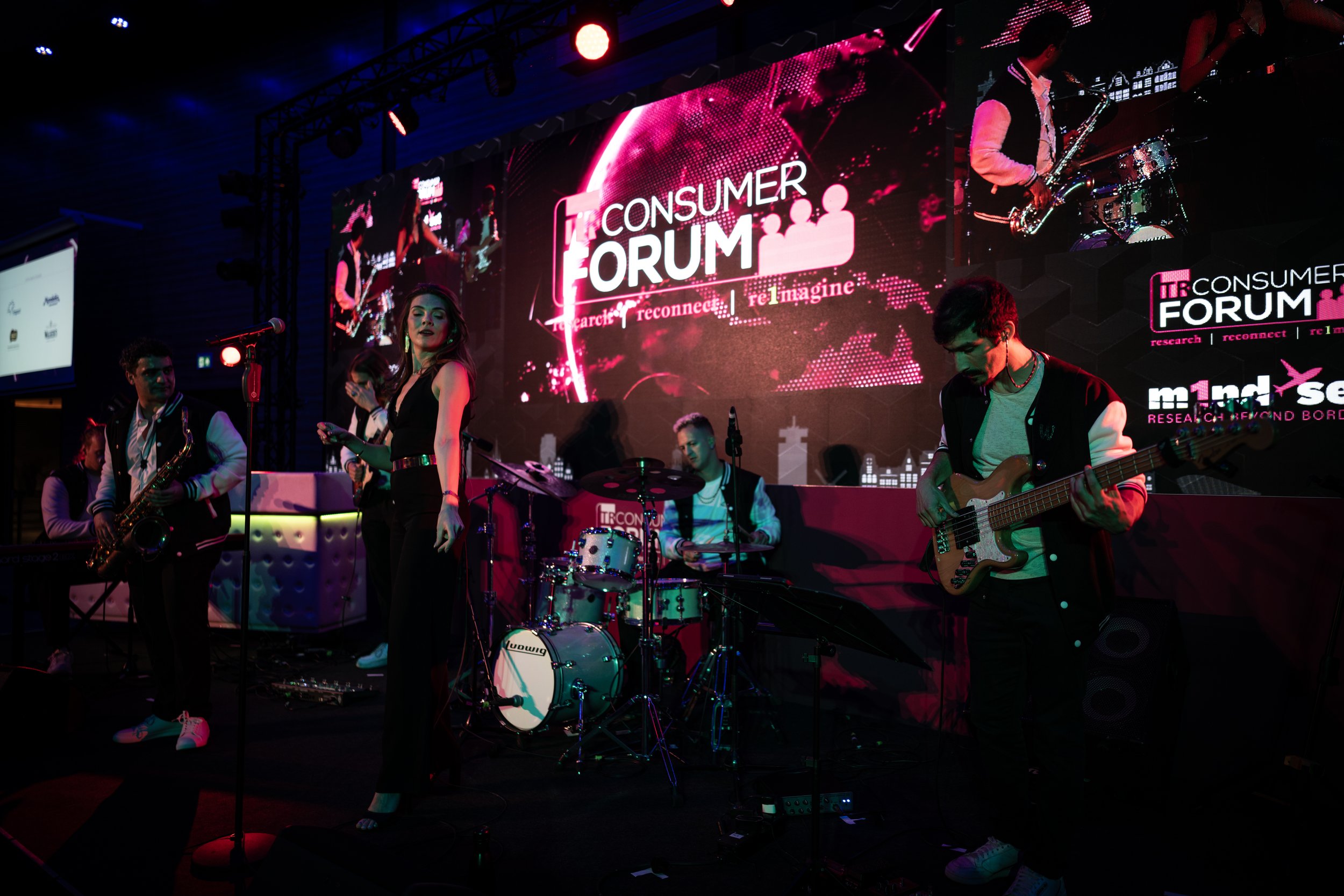 Benga Band live concert