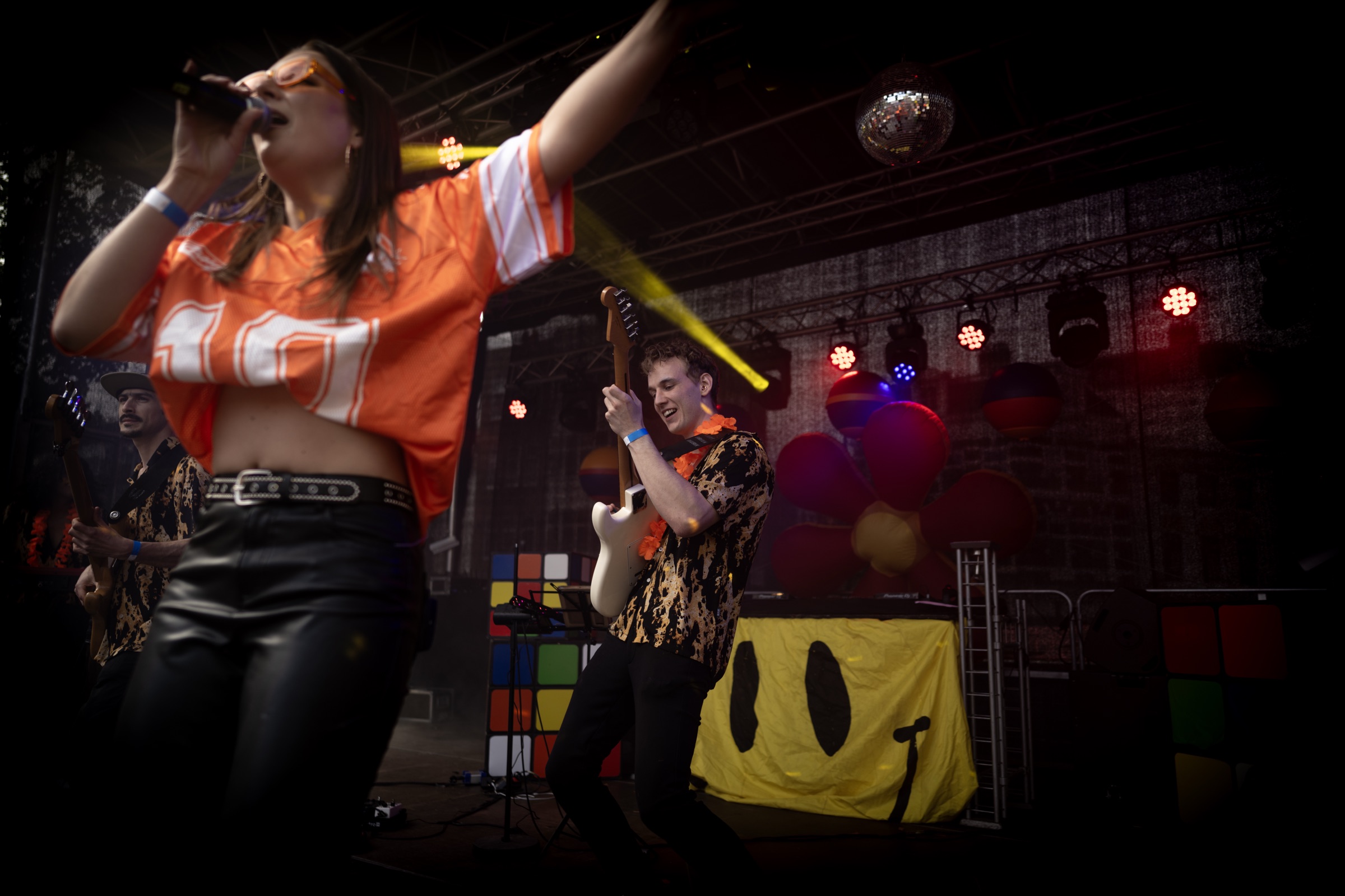 Benga Band Utrecht crowd singalong